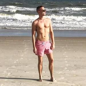 Meet your Posher, Logan